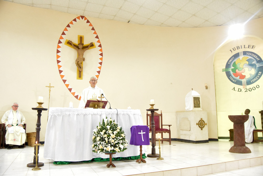 Fr Francis taylor Celebrating Mass at St Kizito Parish