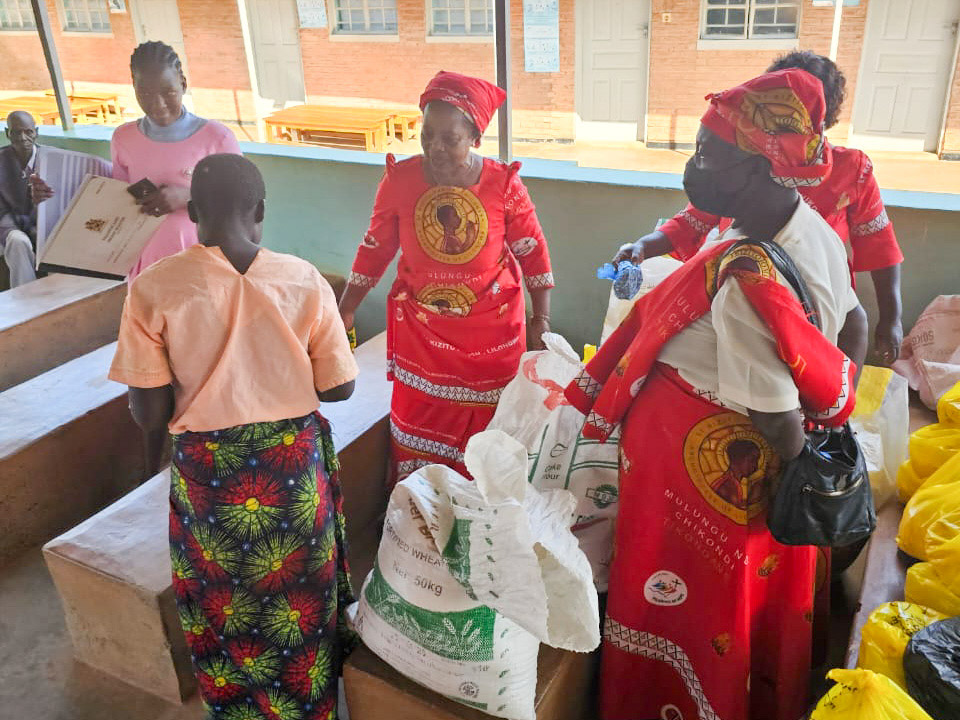 St Vincent de Paul visits St Kizito Integrated clinic in Mtsiriza